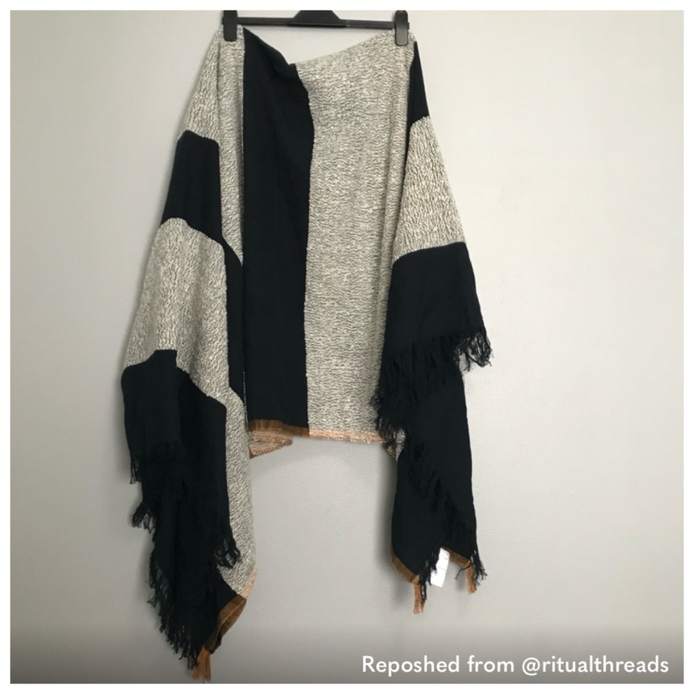 Anthropologie Handwoven Lenna Throw Blanket Black Cream - Picture 3 of 8